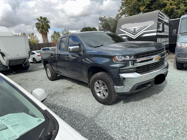 CHEVROLET SILVERADO 2020 with VIN 1GCRYDED2LZ213437 - Photo from auction