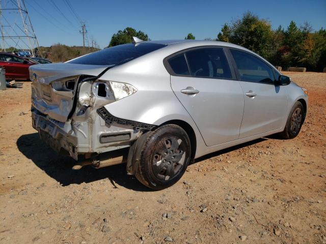 Photo 3 from auction – 2017 KIA FORTE LX with VIN 3KPFK4A72HE110333