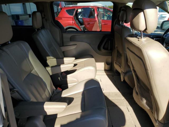 Photo 11 from auction – 2014 CHRYSLER TOWN & COU with VIN 2C4RC1CG9ER285078