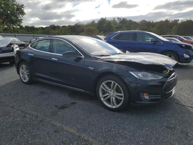 Photo 4 from auction – 2014 TESLA MODEL S with VIN 5YJSA1H16EFP43523