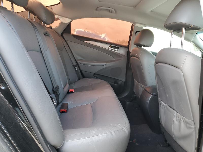 Photo 10 from auction – 2019 HYUNDAI SONATA with VIN KMHEC4A47EA108702