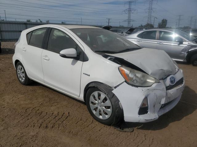 Photo 4 from auction – 2013 TOYOTA PRIUS C with VIN JTDKDTB32D1547258