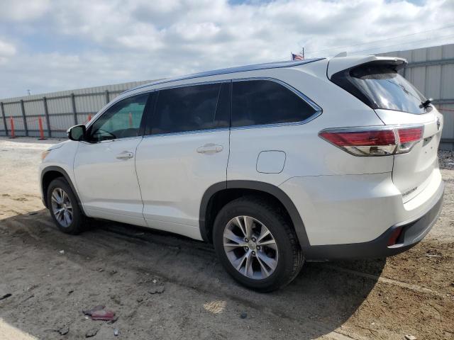 Photo 2 from auction – 2015 TOYOTA HIGHLANDER with VIN 5TDKKRFHXFS048745