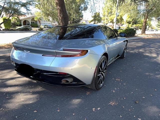 Photo 4 from auction – 2017 ASTON MARTIN DB11 with VIN SCFRMFAV9HGL00763