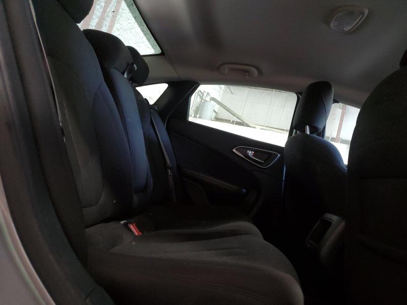 Photo 10 from auction – 2015 CHRYSLER 200 LX with VIN 1C3CCCFB2FN634666