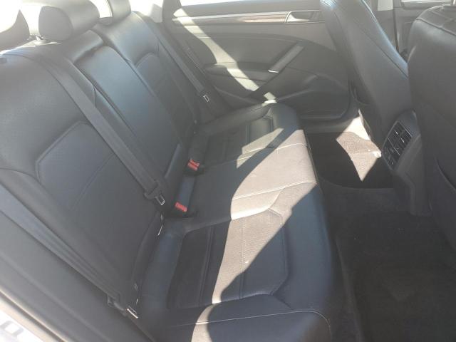 Photo 10 from auction – 2016 VOLKSWAGEN PASSAT SE with VIN 1VWBT7A34GC005239