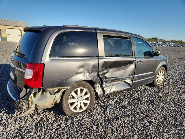 Photo 3 from auction – 2016 CHRYSLER TOWN & COU with VIN 2C4RC1BG6GR302018