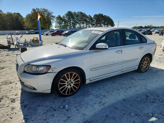 VOLVO S40 2010 with VIN YV1382MSXA2511289 - Photo from auction