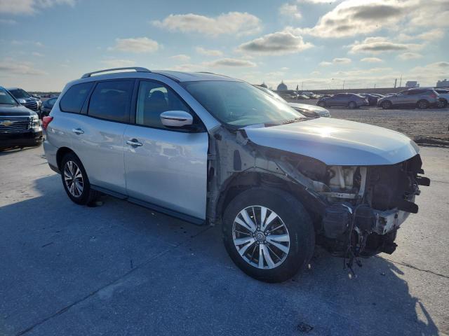Photo 4 from auction – 2018 NISSAN PATHFINDER with VIN 5N1DR2MN3JC623231
