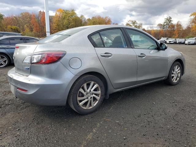 Photo 3 from auction – 2012 MAZDA 3 I with VIN JM1BL1V85C1635167