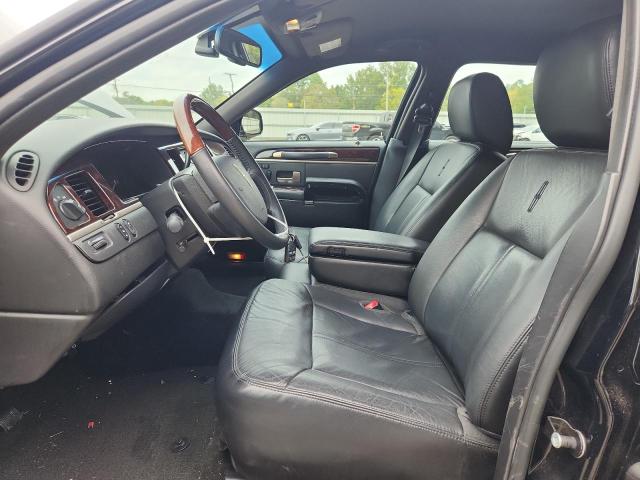 Photo 7 from auction – 2011 LINCOLN TOWN CAR S with VIN 2LNBL8FV3BX762627