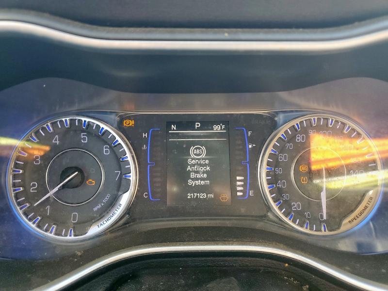 Photo 9 from auction – 2016 CHRYSLER 200 LIMITE with VIN 1C3CCCAB7GN150114