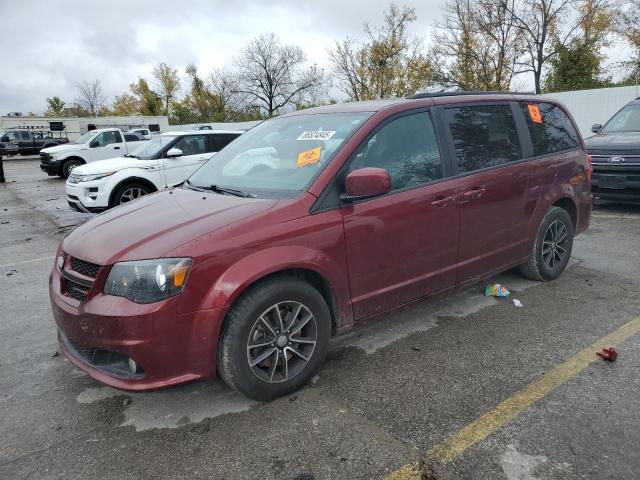 DODGE GRAND CARA 2019 مع رقم تعريف المركبة 2C4RDGEG2KR564672 - صورة من المزاد