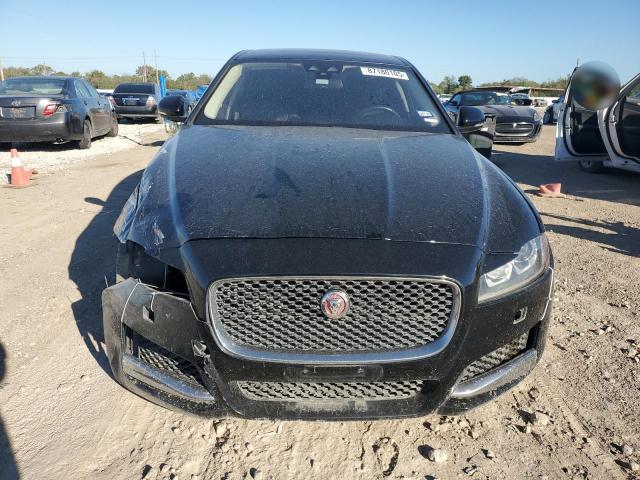 Photo 5 from auction – 2017 JAGUAR XF PREMIUM with VIN SAJBD4BVXHCY43289