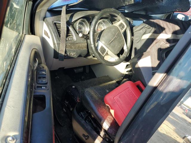Photo 8 from auction – 2014 CHRYSLER TOWN & COU with VIN 2C4RC1BG9ER325208
