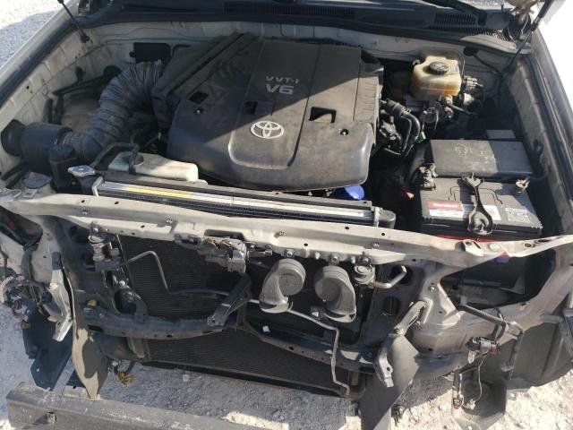 Photo 12 from auction – 2004 TOYOTA 4RUNNER SR with VIN JTEZU14R248013877