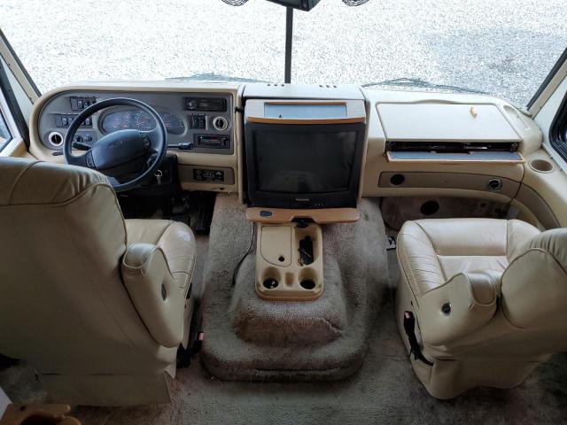Photo 5 from auction – 1999 FLEETWOOD PACE ARROW with VIN 3FCNF53S8XJA31312