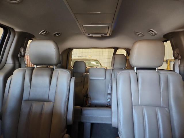 Photo 10 from auction – 2012 CHRYSLER TOWN & COU with VIN 2C4RC1CG1CR420356