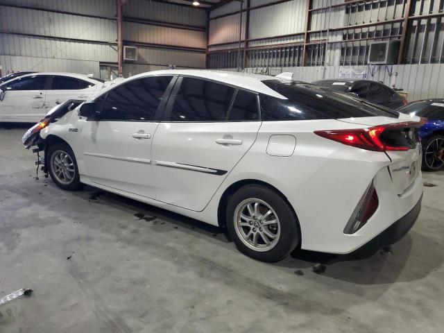 Photo 2 from auction – 2022 TOYOTA PRIUS PRIM with VIN JTDKAMFP5N3205708