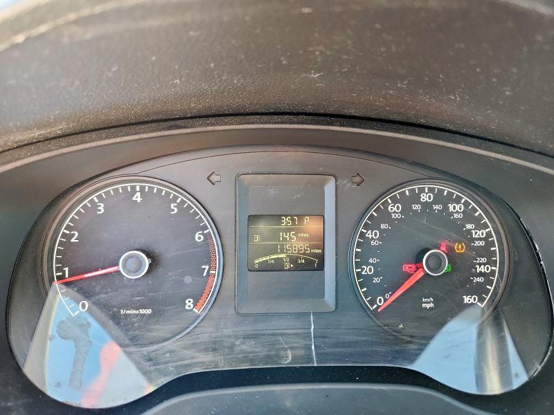 Photo 9 from auction – 2014 VOLKSWAGEN JETTA BASE with VIN 3VW2K7AJ2EM237903