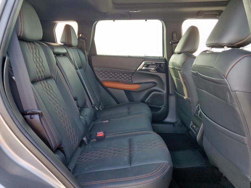 Photo 11 from auction – 2023 MITSUBISHI OUTLANDER with VIN JA4T5VA9XPZ029725