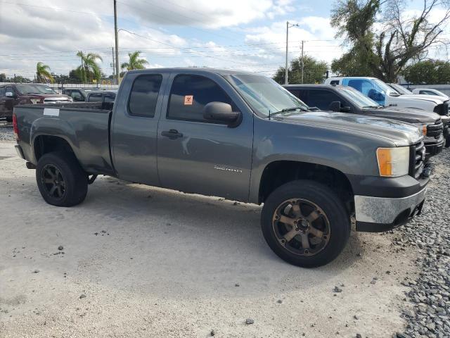 Photo 4 from auction – 2011 GMC SIERRA K15 with VIN 1GTR2TE39BZ251233