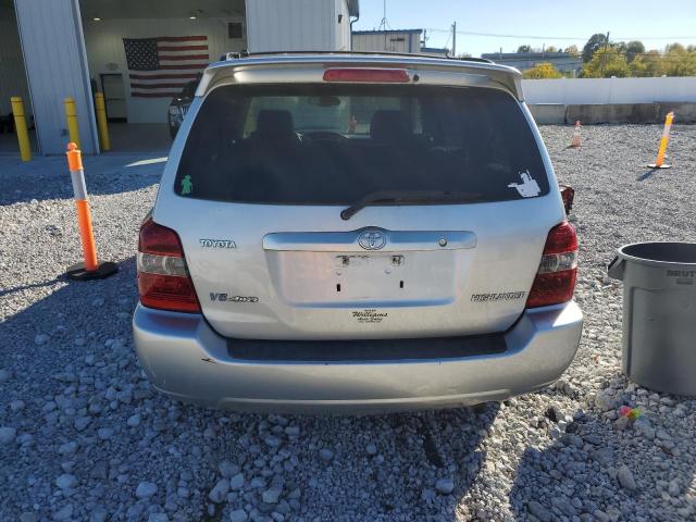 Photo 6 from auction – 2004 TOYOTA HIGHLANDER with VIN JTEEP21A340037601