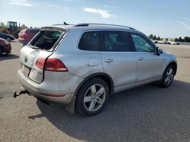 Photo 3 from auction – 2012 VOLKSWAGEN TOUAREG V6 with VIN WVGFK9BP0CD003783