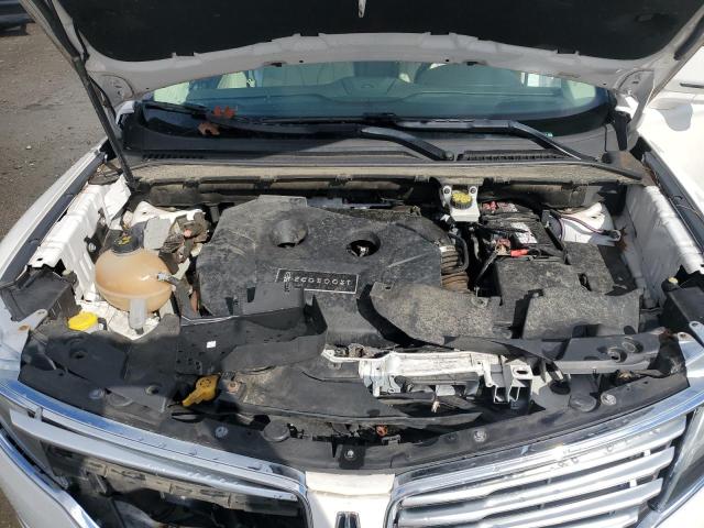Photo 12 from auction – 2017 LINCOLN MKC RESERV with VIN 5LMCJ3D99HUL15848
