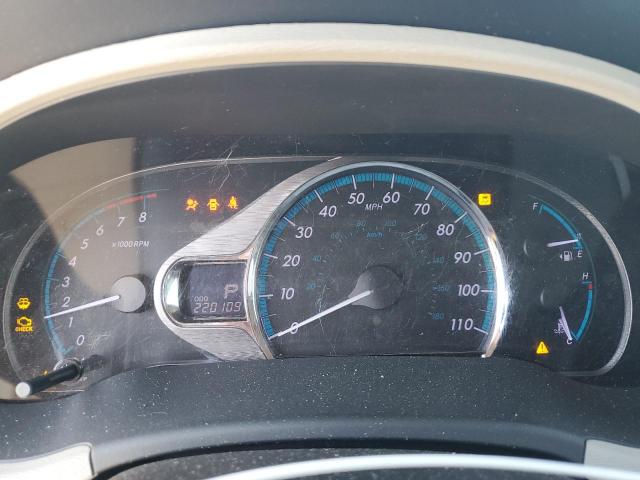 Photo 9 from auction – 2011 TOYOTA SIENNA XLE with VIN 5TDYK3DC2BS132468