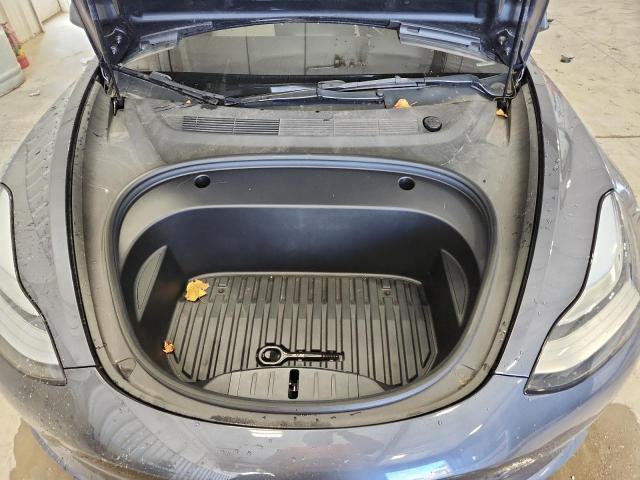 Photo 11 from auction – 2022 TESLA MODEL 3 with VIN 5YJ3E1EB4NF263079