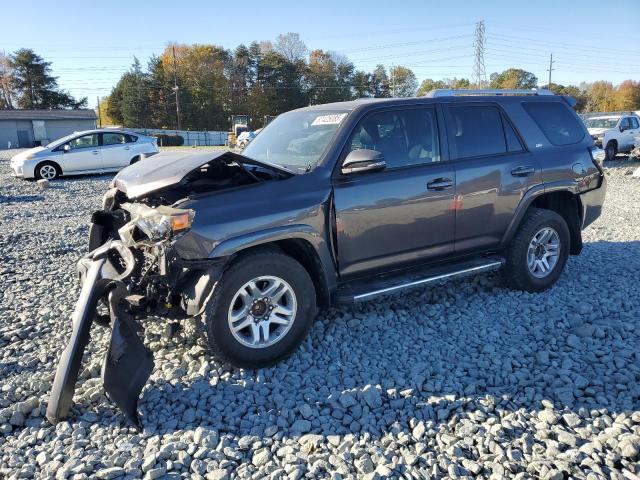 TOYOTA 4RUNNER SR 2017 with VIN JTEZU5JR4H5155389 - Photo from auction