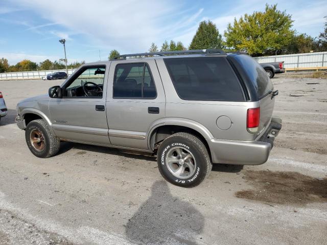 Photo 2 from auction – 2004 CHEVROLET BLAZER with VIN 1GNCS13XX4K126065
