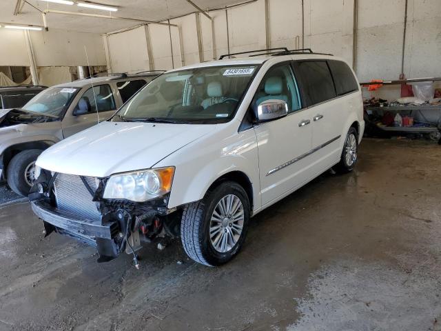 CHRYSLER TOWN & COU 2013 with VIN 2C4RC1CG2DR606909 - Photo from auction