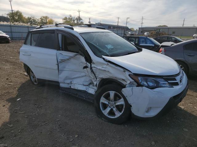Photo 4 from auction – 2015 TOYOTA RAV4 XLE with VIN 2T3RFREV8FW354772