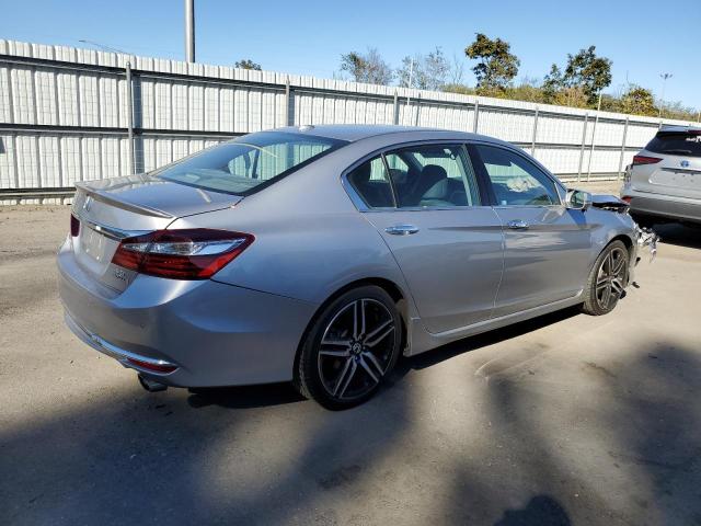 Photo 3 from auction – 2017 HONDA ACCORD TOURING with VIN 1HGCR3F90HA043741