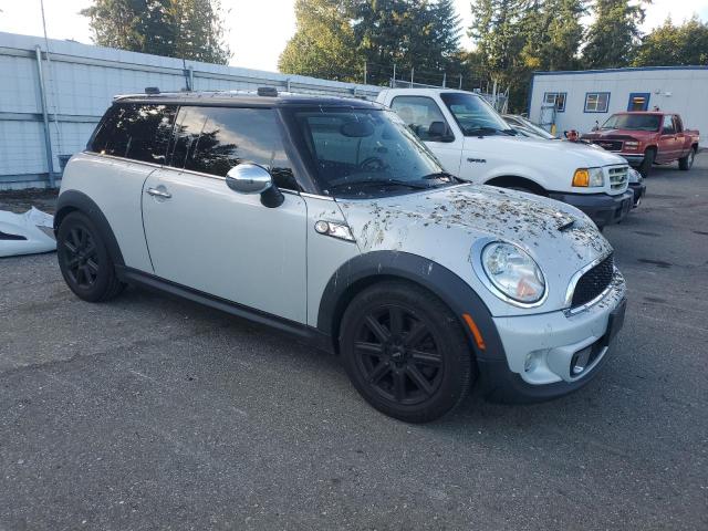 Photo 4 from auction – 2012 MINI COOPER S with VIN WMWSV3C55CTY16477