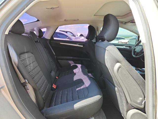 Photo 10 from auction – 2016 FORD FUSION SE with VIN 3FA6P0HD0GR172851