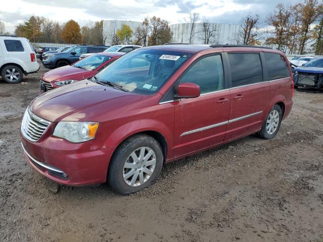 Photo 1 from auction – 2015 CHRYSLER TOWN & COU with VIN 2C4RC1BG2FR739402