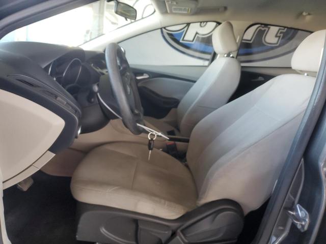 Foto 7 de la subasta – 2015 FORD FOCUS SE con VIN 1FADP3K21FL342664