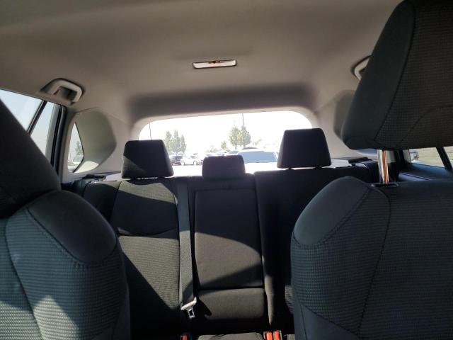Photo 10 from auction – 2021 TOYOTA RAV4 LE with VIN 2T3F1RFV2MC209466