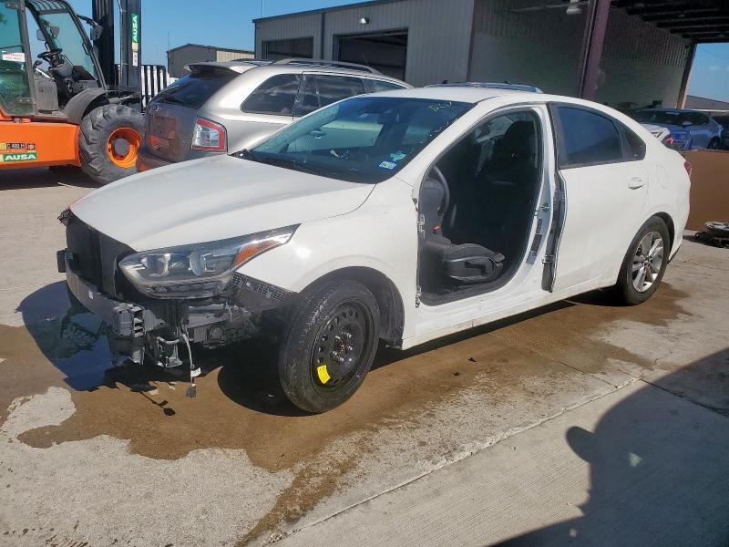 KIA FORTE FE 2021 with VIN 3KPF24AD5ME349603 - Photo from auction