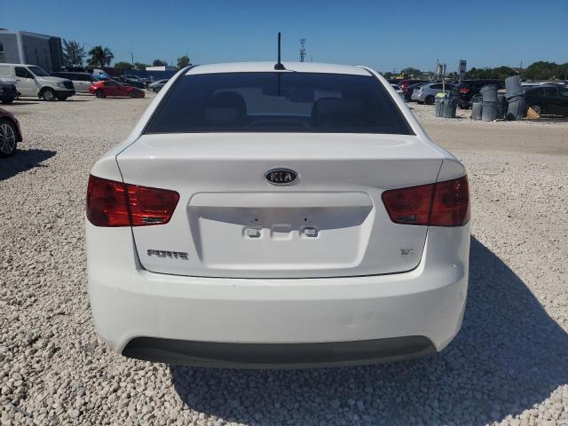 Photo 6 from auction – 2010 KIA FORTE EX with VIN KNAFU4A24A5060225