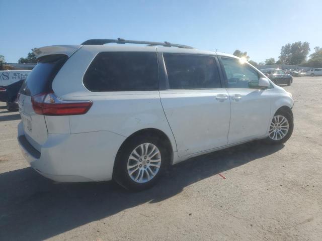 Photo 3 from auction – 2015 TOYOTA SIENNA with VIN 5TDYK3DC7FS536288
