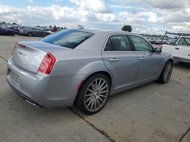 Photo 3 from auction – 2016 CHRYSLER 300C with VIN 2C3CCAEG6GH123585