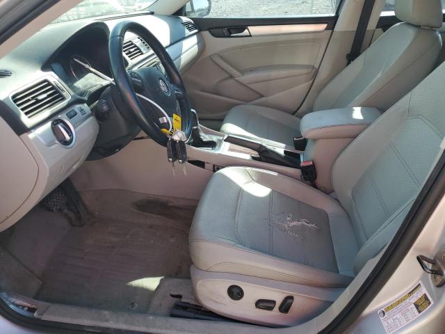 Photo 7 from auction – 2012 VOLKSWAGEN PASSAT SE with VIN 1VWBN7A35CC059993