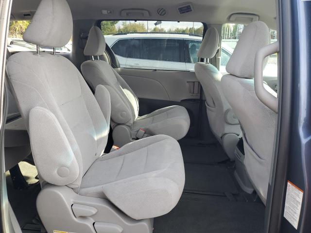 Photo 11 from auction – 2015 TOYOTA SIENNA LE with VIN 5TDJK3DC9FS120843