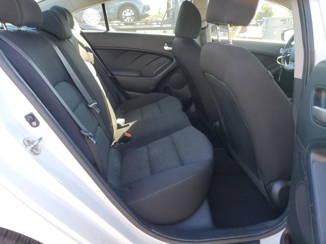 Photo 10 from auction – 2017 KIA FORTE LX with VIN 3KPFK4A78HE078939