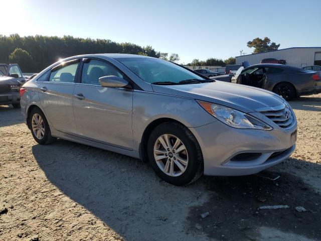 Photo 4 from auction – 2011 HYUNDAI SONATA GLS with VIN 5NPEB4AC5BH256155