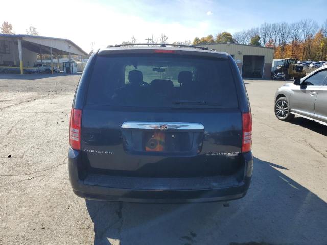 Photo 6 from auction – 2010 CHRYSLER TOWN AND C with VIN 2A4RR5D15AR351971